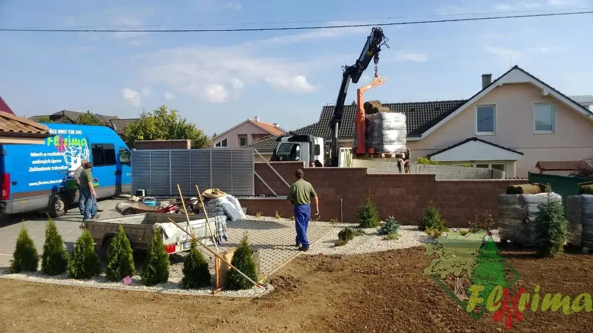 Manipulácia s materiálom pomocou hydraulickej ruky